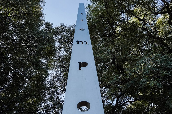 ESCULTURA PLAZA SEEBER